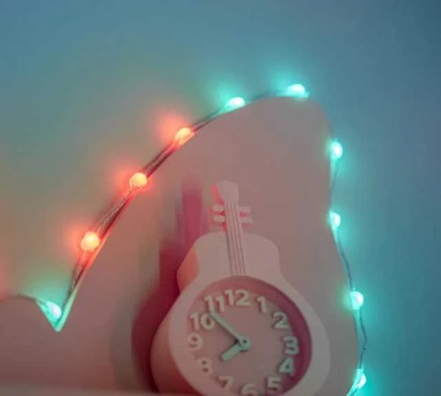 Kalėdinė girlianda Twinkly Heart - Shaped 200 RGB LED USB- C, žalios spalvos laidas