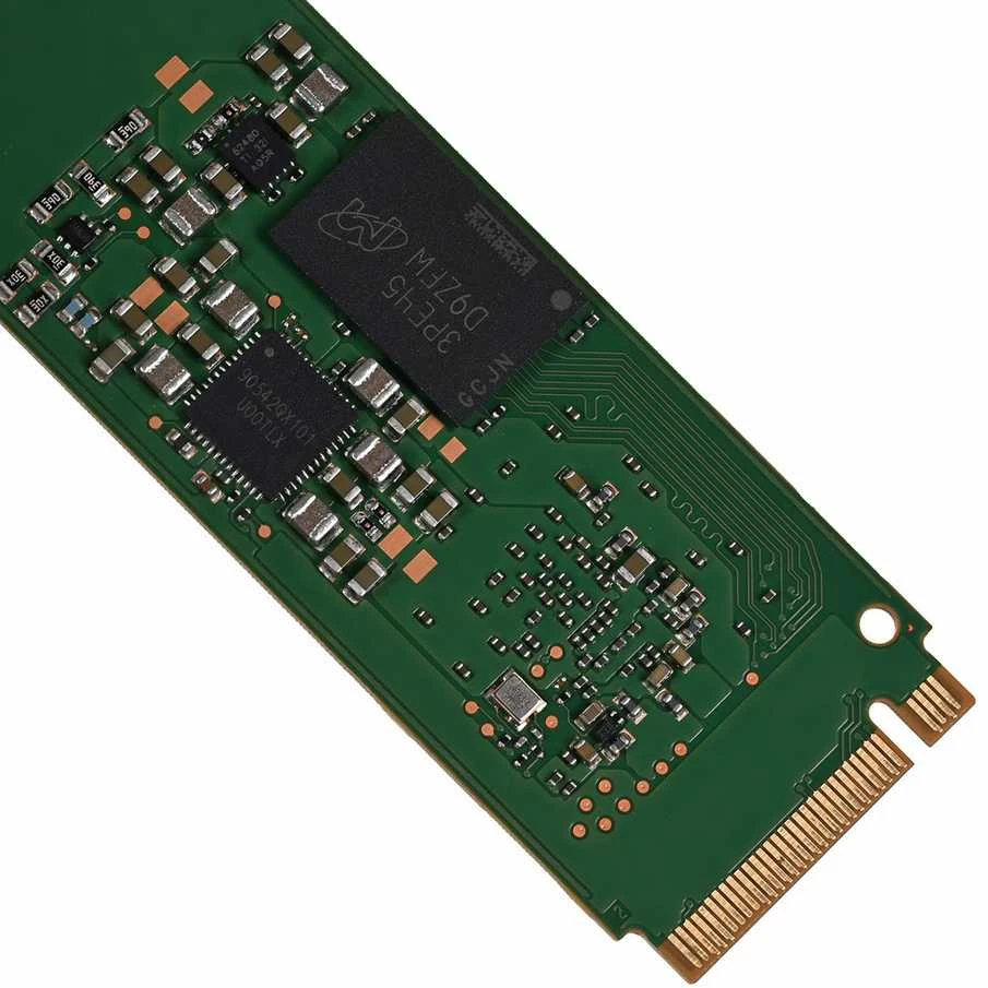 M.2 SSD – Micron 7450 Pro 3,84 TB