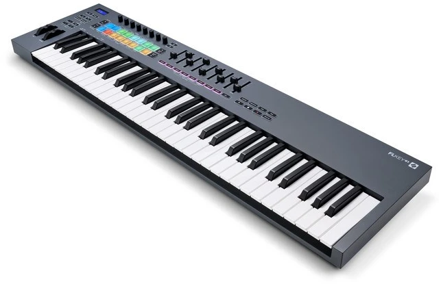 Novation FLKEY 61 MKI - MIDI klaviatūra, skirta FL Studio programinei įrangai, 61 klavišas.