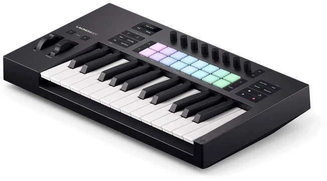 Novation Launchkey 25 mk4 - MIDI klaviatūra, 25 klavišai