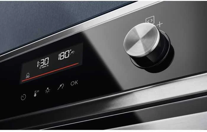 Garinė orkaitė "SteamCrisp" su maisto termometru Electrolux EOC6H76X
