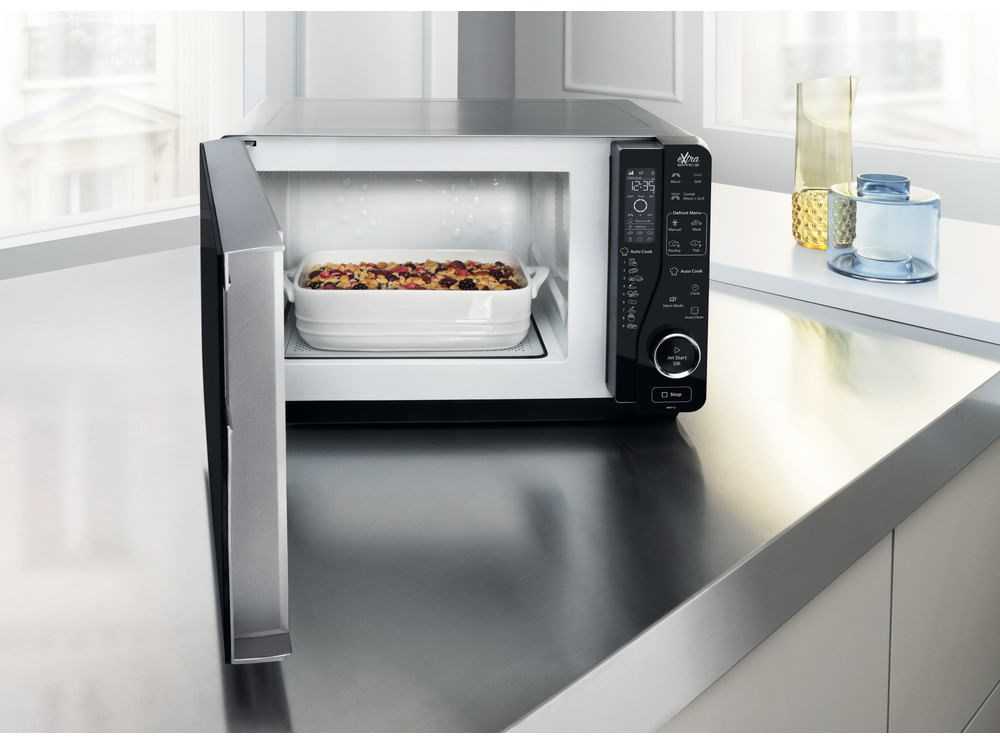 Whirlpool MWF 421 SL mikrobangų krosnelė Stalviršis Kombinuota mikrobangų krosnelė 25 L 800 W Juoda, Sidabras
