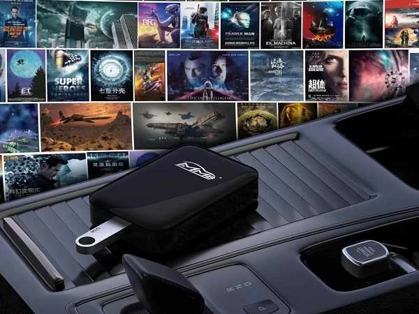 MMB CarPlay bevielis adapteris iPhone ir Android telefonams su multimedijos grotuvu