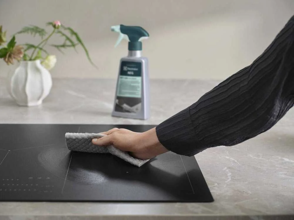 Electrolux MattCare Hob Cleaner