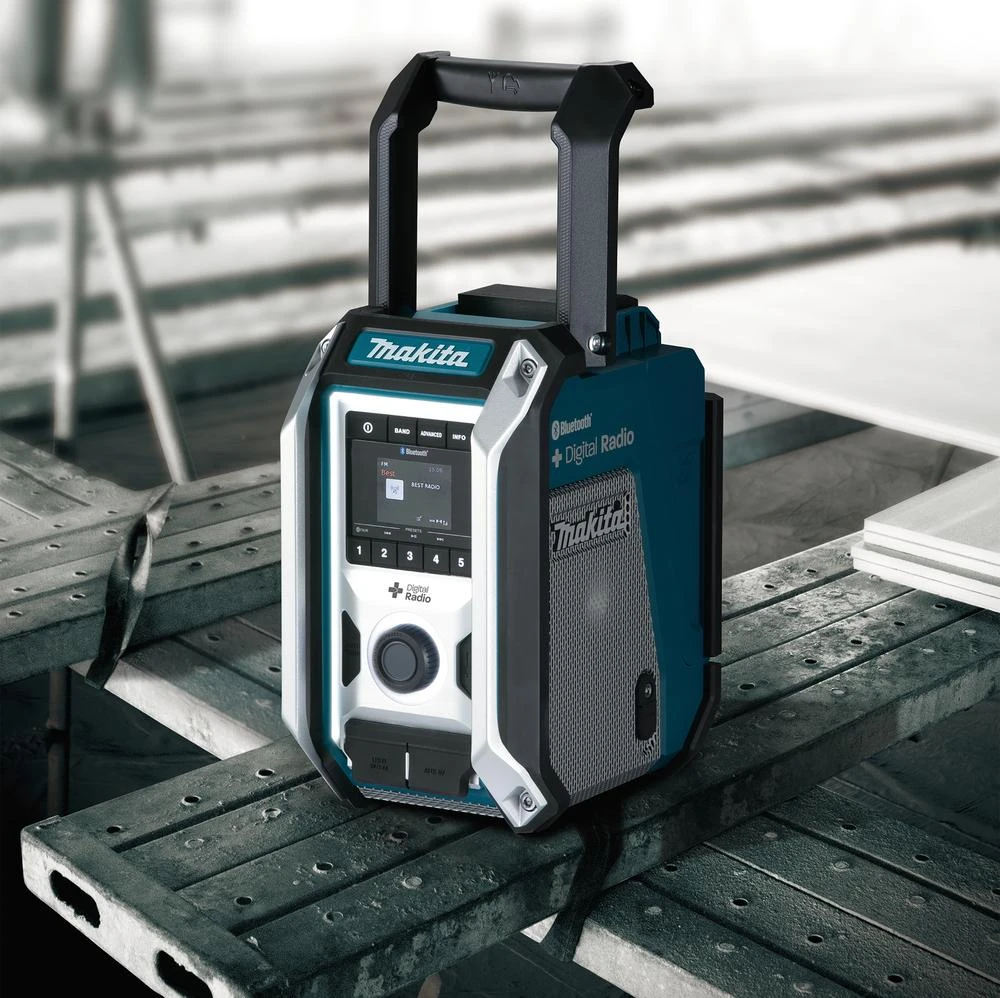 Makita DMR115 Radijas, CXT (12V Max (10,8V) / LXT (18V) baterijos, Žemųjų dažnių garsiakalbis, Bluetooth ir USB, DAB/DAB+