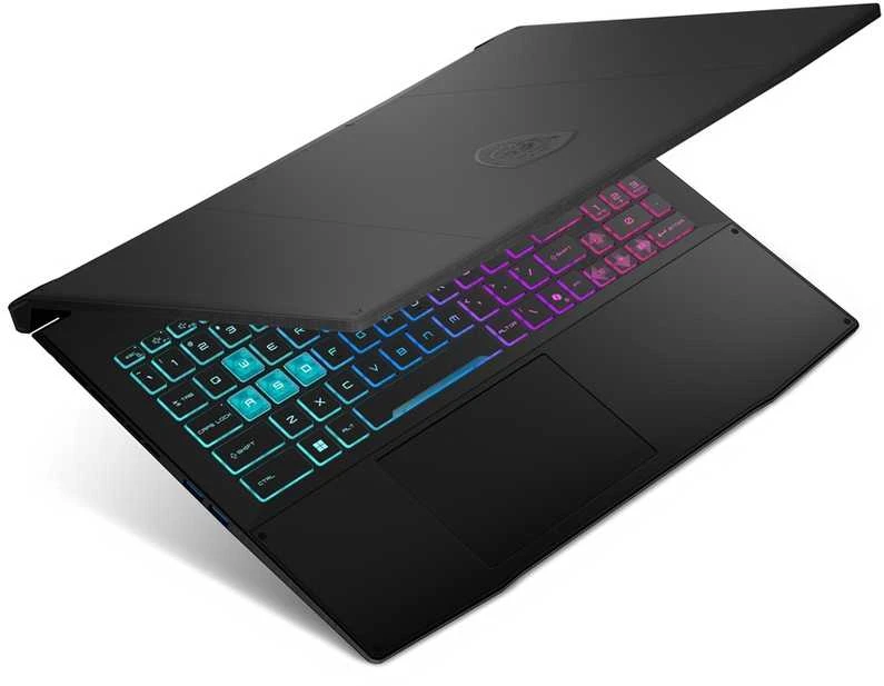 MSI Katana 15 pusiau atverstas su RGB klaviatūra
