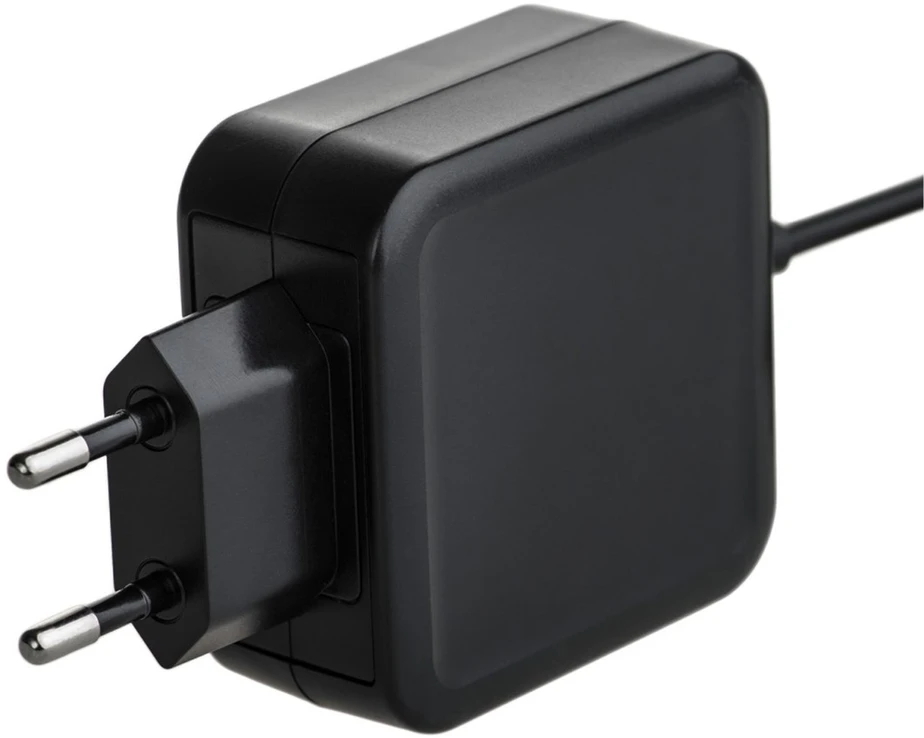 Akyga Nešiojamojo kompiuterio pakrovėjas AK-ND-70 (5-20V / 3-3.25A 65W) USB Type-C 1.2m