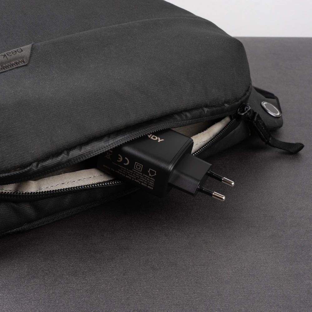 Nešiojamo kompiuterio įkroviklis - Lindy 65 W USB-C GaN įkroviklis