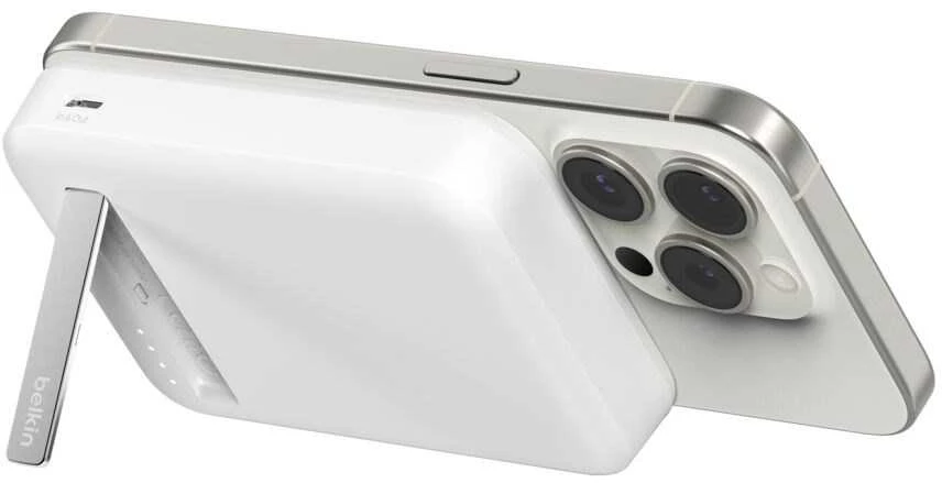 Belkin 8000 mAh 15W Qi2 MagSafe balta