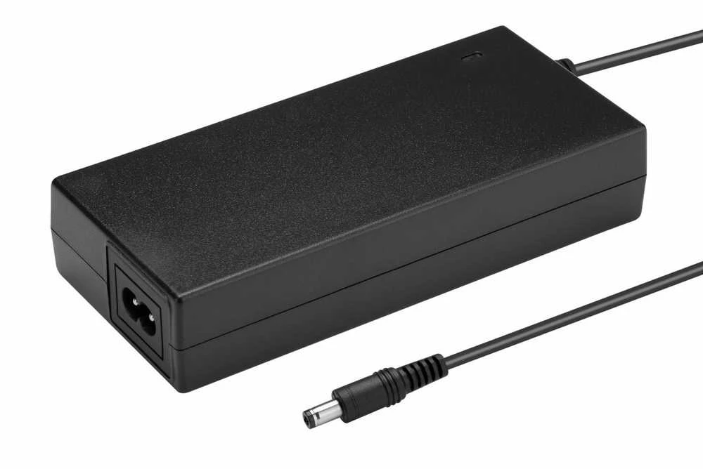 Newell MYX-1905000D maitinimo blokas su kabeliu