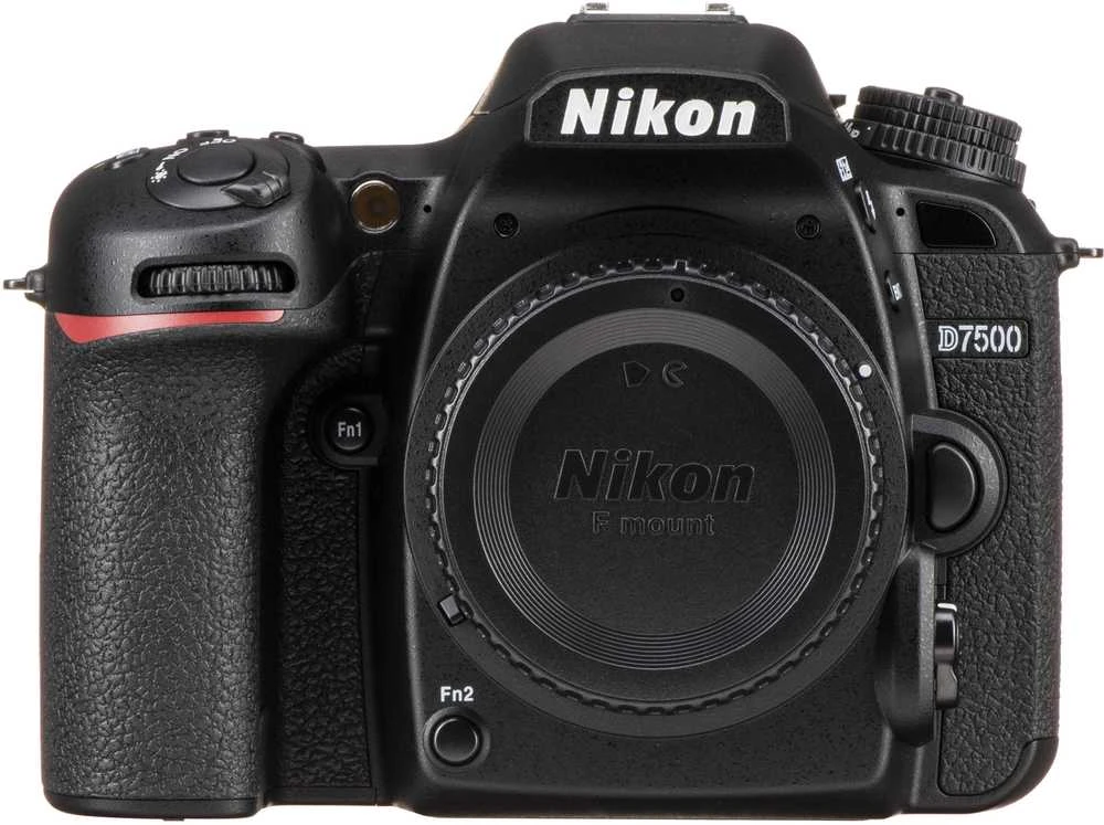 Nikon D7500 korpusas