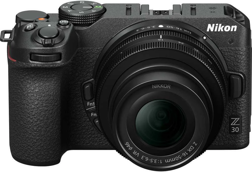 Nikon Z 30, (Z30) + NIKKOR Z DX 16-50mm f/3.5-6.3 VR + FTZ II Adapteris