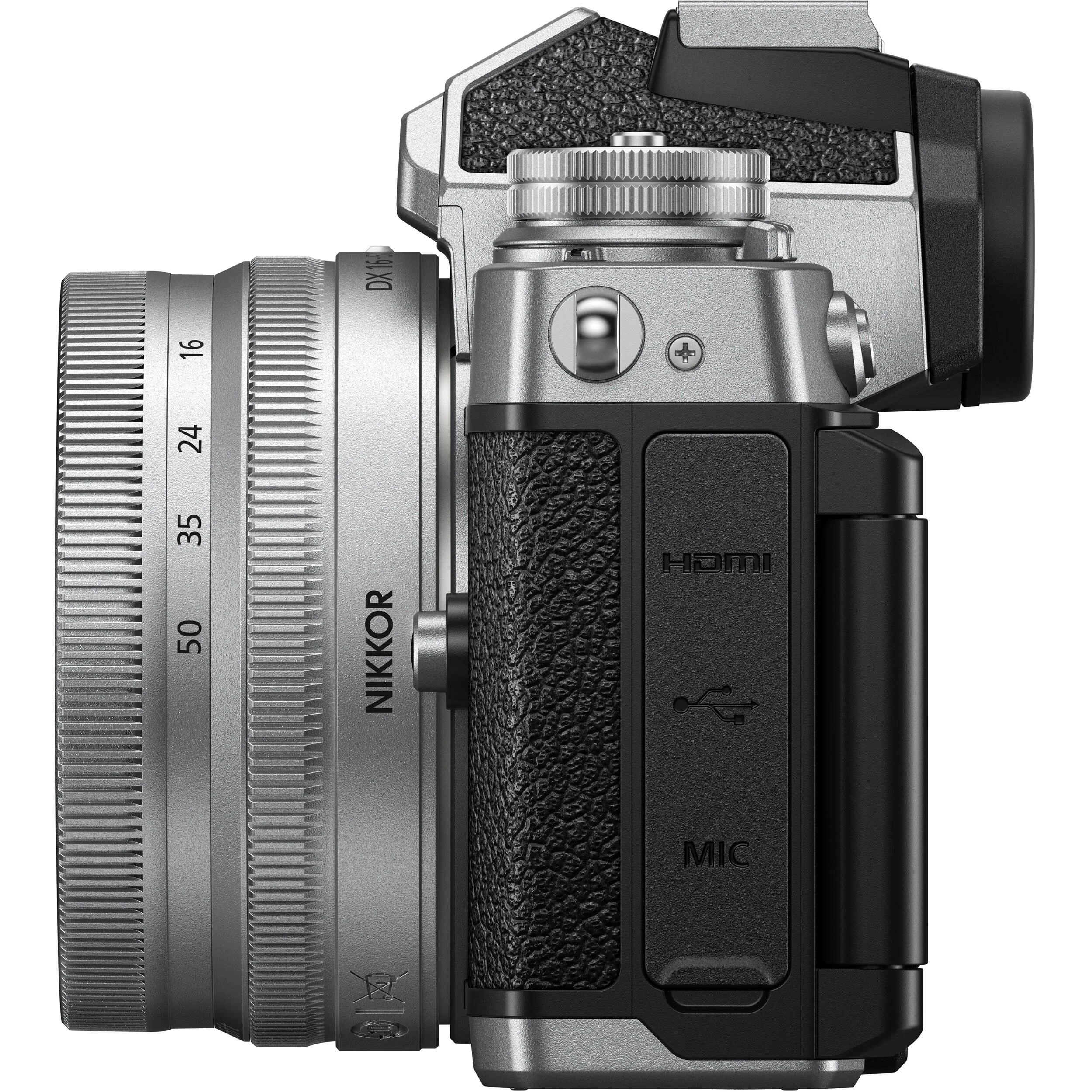 Nikon Z fc + NIKKOR Z DX 16-50mm f/3.5-6.3 VR + NIKKOR Z DX 50-250mm f/4.5-6.3 VR (Sidabrinis)