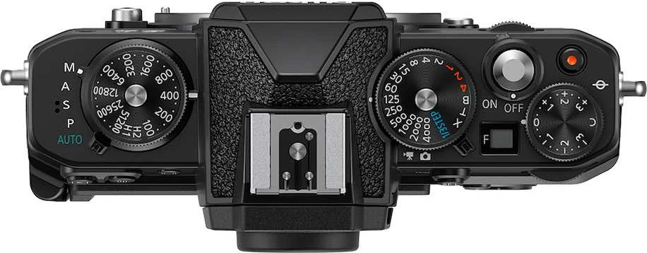 Nikon Z fc + NIKKOR Z 28mm f/2.8 (SE) (Juodas)