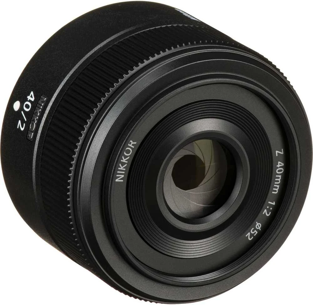 Nikon Z Portrait Kit (Z 40mm F/2 + SB-700 Speedlight)