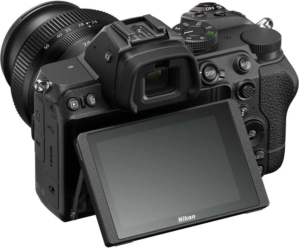 Nikon Z5 + NIKKOR Z 24-50mm f/4-6.3 + FTZ II Mount Adapteris