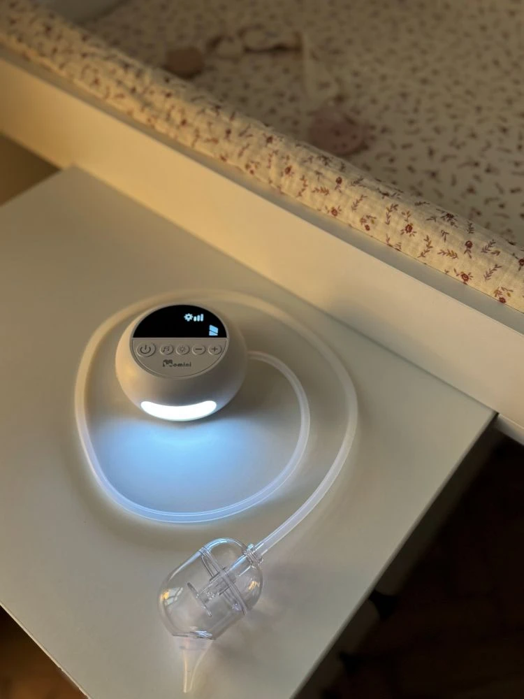 Nosies aspiratorius - Momini Sniffley Kreminis 9 režimų USB-C LED