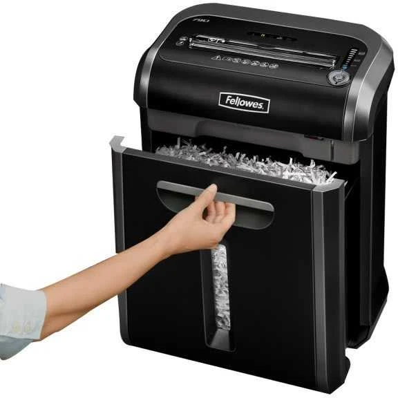 Fellowes Powershred | 79Ci | Juodas | 23 L | Kompaktinių diskų smulkinimas | Kreditinių kortelių smulkinimas | 54 dB | Popieriaus apdorojimo standartas/išvestis 16 lapų per eigą | 100 % atsparus uogienei skersinio pjovimo smulkintuvas | Garantija 24 mėn.