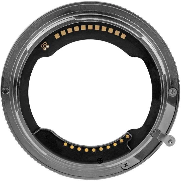 Techart TZE-02 adapteris – vidinė pusė su kontaktais