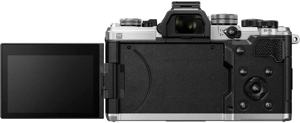 Olympus OM SYSTEM OM-3 + M.ZUIKO DIGITAL ED 12-40mm F2.8 PRO II (Sidabrinis)