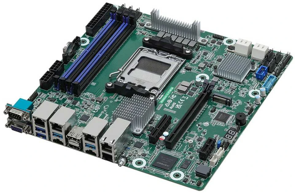Pagrindinė plokštė Motininė Plokštė - Asrock B650D4U-2L2T/BCM AMD B650 Express AM5 Lizdas „Micro ATX“