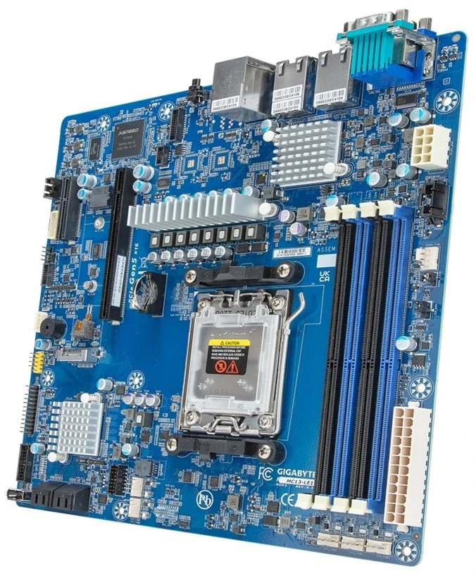 Pagrindinė plokštė - „Gigabyte MC13-LE1“ 1x AM5 AMD Epyc 4004/Ryzen 7000/Ryzen 9000 B650E.