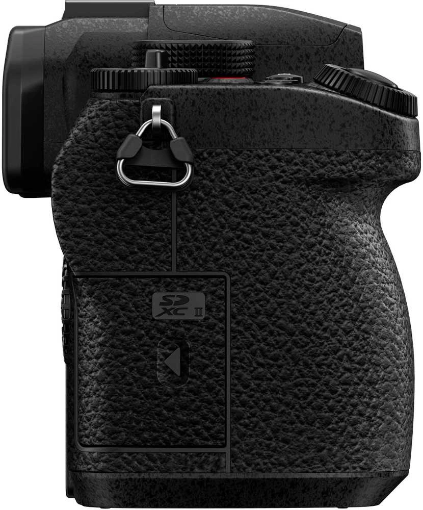 Panasonic Lumix DC-G97 + Panasonic LUMIX G Vario 12-60mm f/3.5-5.6 Asph. Power O.I.S (H-FS12060) (Juodas)