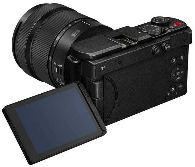 Panasonic Lumix DC-S9H + LUMIX S 28-200mm F/4-7.1 Macro OIS (Leica L) (DC-S9+S-R28200) (Jet Juodas)