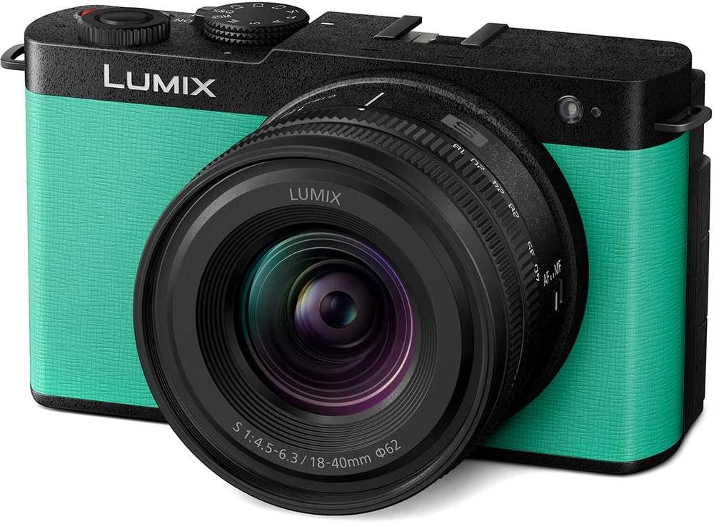 Panasonic Lumix DC-S9N + LUMIX S 18-40mm / F4.5-6.3 (Mint Žalias)
