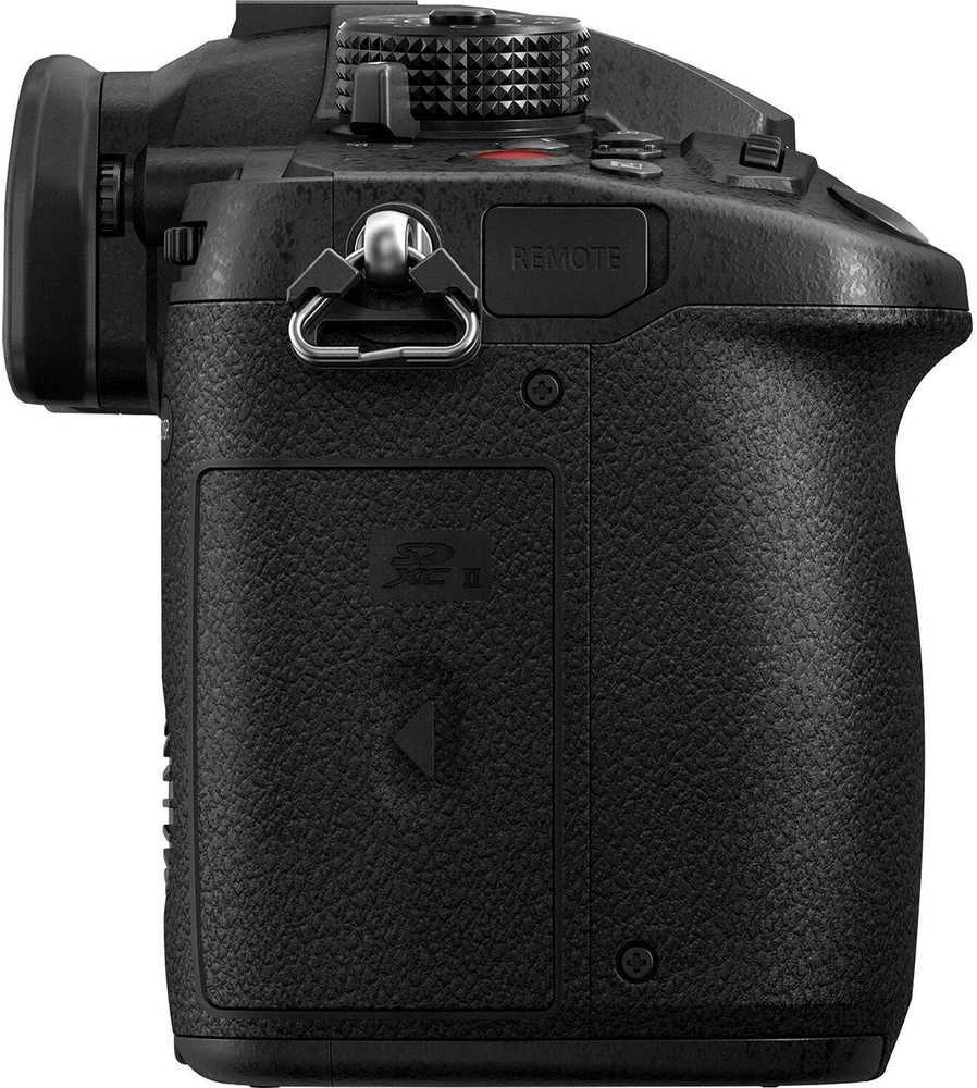 Panasonic Lumix G GH5 II (DC-GH5M2M) + Panasonic LUMIX G Vario 12-60mm f/3.5-5.6 Asph. Power OIS (H-FS12060) (Juodas)