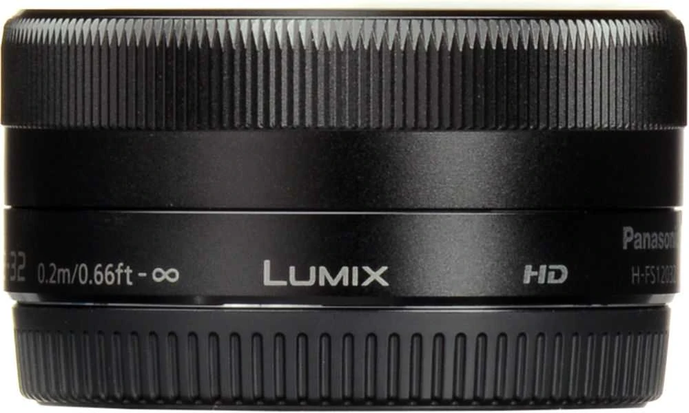 Panasonic Lumix DC-G100D + LUMIX G VARIO12-32mm f/3.5-5.6 ASPH (Juodas)