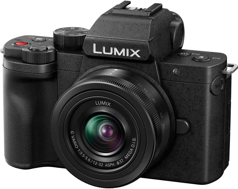 Panasonic Lumix DC-G100D + LUMIX G VARIO12-32mm f/3.5-5.6 ASPH (Juodas)