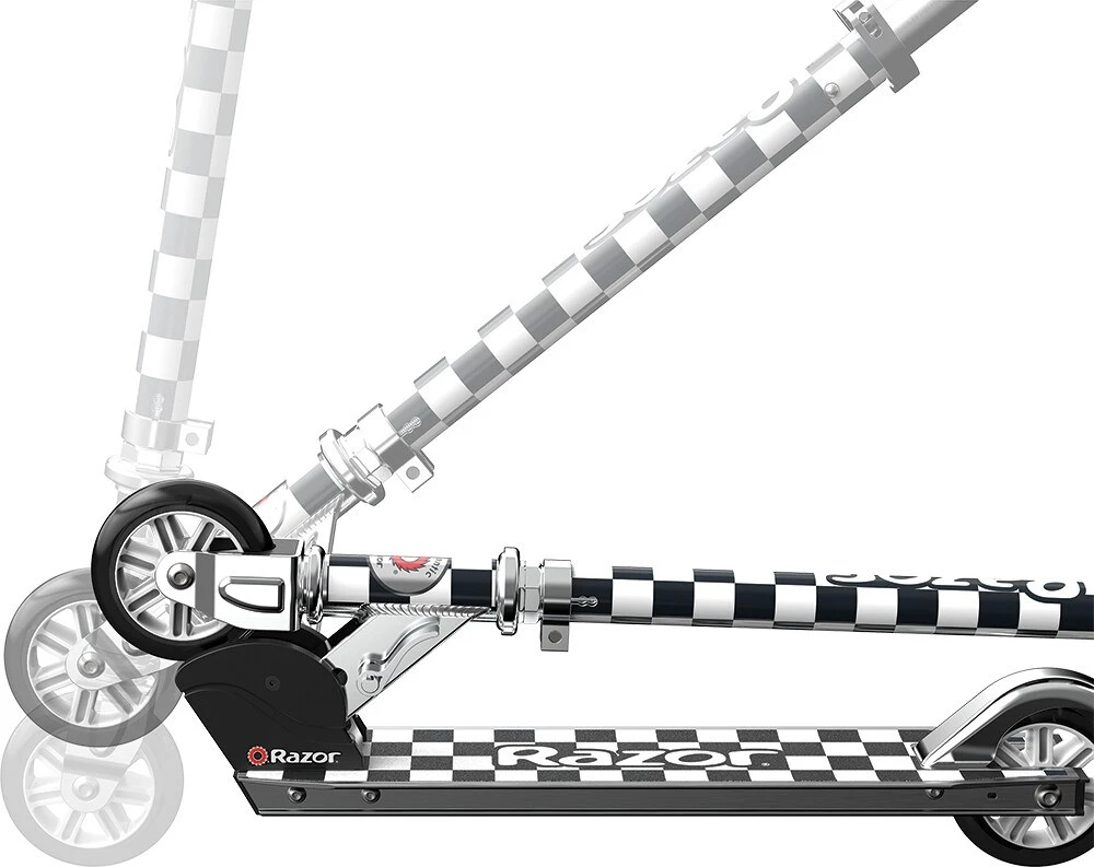 KICK SCOOTER Razor Model A patikrintas
