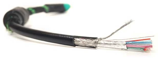 HDMI kabelio vidinė sandara ir ekranavimo sluoksniai