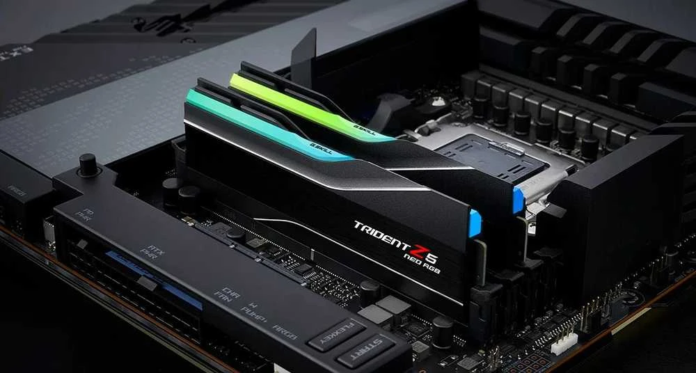 RAM G.Skill Trident Z5 RGB F5-6400J3039G16GX2-TZ5NR atminties modulis 32 GB 2 x 16 GB DDR5 6400 MHz