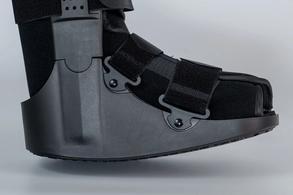Reha Fund Long Ankle-Foot Orthosis "AIR WALKER BASIC" O-1182/S REHAFUND, Juodas