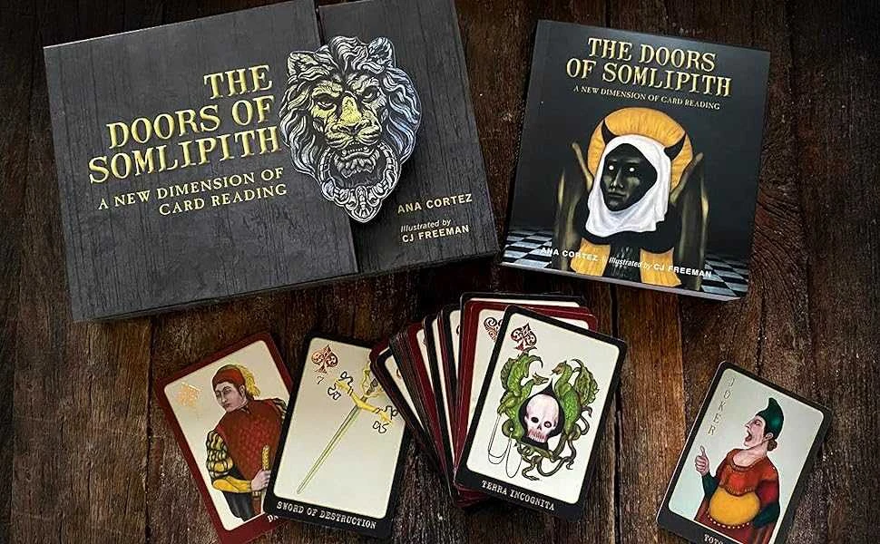 KNYGA Schiffer Publishing The Doors Of Somlipith : A New Dimension Of Card Reading Kortos