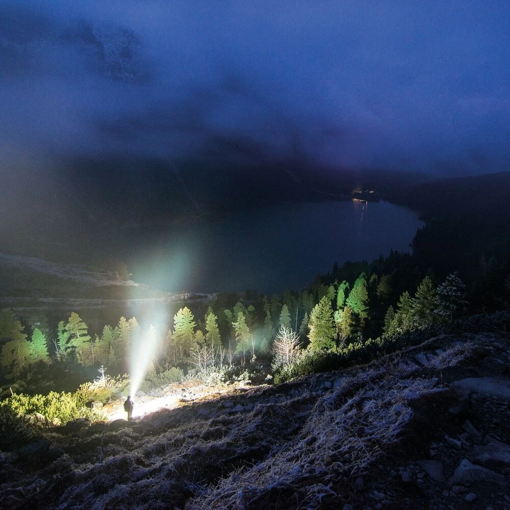 Searchlight Paieškos šviesa - MacTronic Blitz K14 14000 Liumenų 540m IP67 Juoda