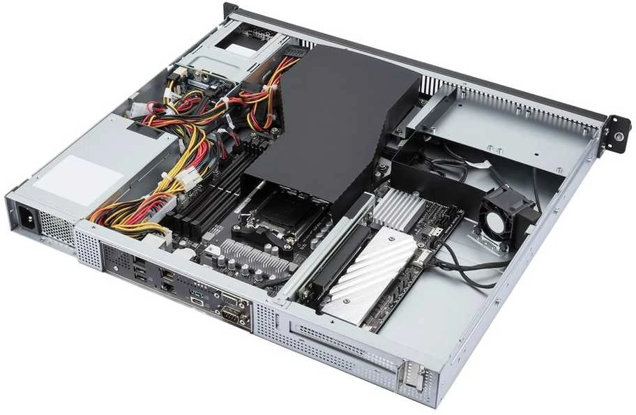 „Asus Rack“ (1U) AMD „ExpertCenter Pro ER100“ platforma