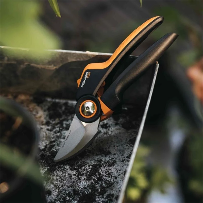 Fiskars X-series sekatorius prasilenkiančiais ašmenimis L (P961) 1057175