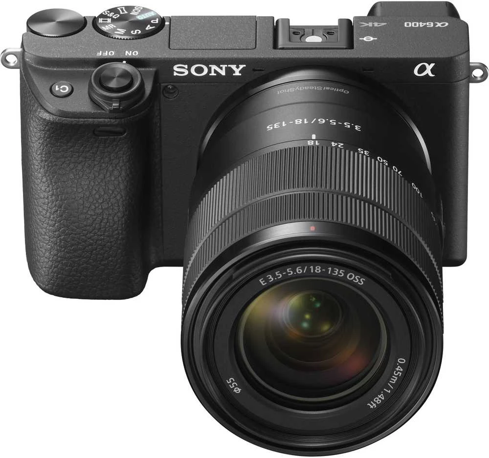 Sony α 6400 + SEL18135 MILC 24,2 MP CMOS 6000 x 4000 pikseliai Juoda