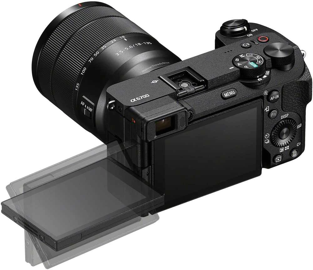 Sony A6700 + 18-135mm (Juodas) | (ILCE-6700M) | (Alpha 6700)
