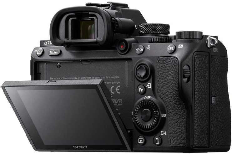 Objektyvas Sony α 7 III + 28-70mm MILC 24,2 MP CMOS 6000 x 4000 pikseliai Juoda