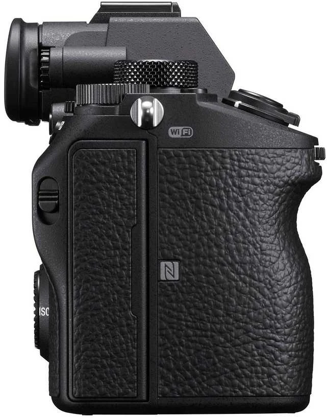 Objektyvas Sony α 7 III + 28-70mm MILC 24,2 MP CMOS 6000 x 4000 pikseliai Juoda