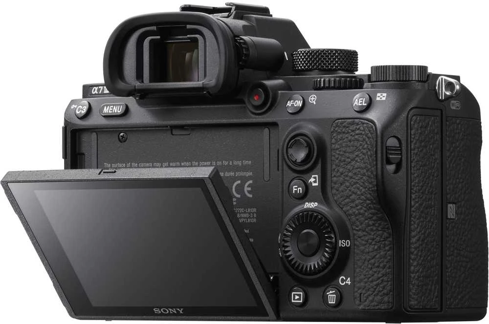 Sisteminis fotoaparatas be objektyvo Sony Alpha 7 III