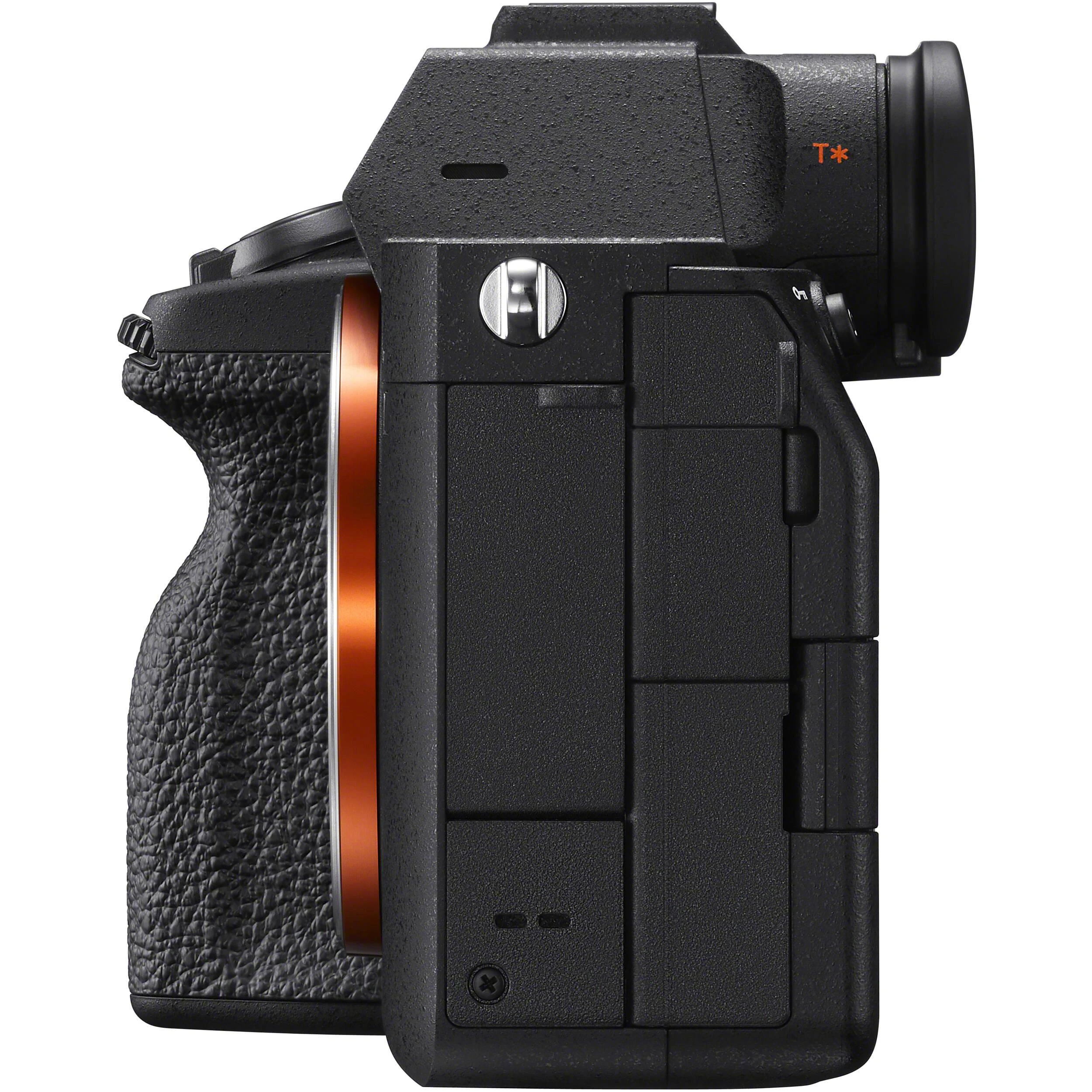 „Sony ILCE-7M4K Alpha A7 IV“ veidrodinis skaitmeninis fotoaparatas su 28–70 mm objektyvu