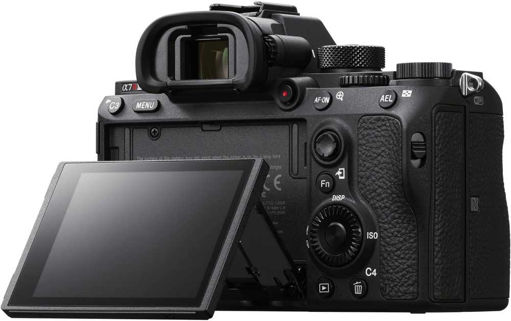 Sony ILCE-7RM3A A7R III su 35 mm viso kadro vaizdo jutikliu | Sony | Kamera su 35 mm viso kadro vaizdo jutikliu | ILCE-7RM3A Alpha 7R III | Veidrodinis fotoaparato korpusas | 42,4 MP | ISO jautrumas (maks.) 102400 | „Ekrano“ įstrižainė 3,0 colių