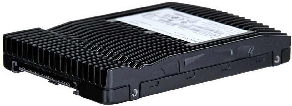 SSD – „Micron 7450 PRO 15,36 TB U.3 PCIe 4.0 NVMe“