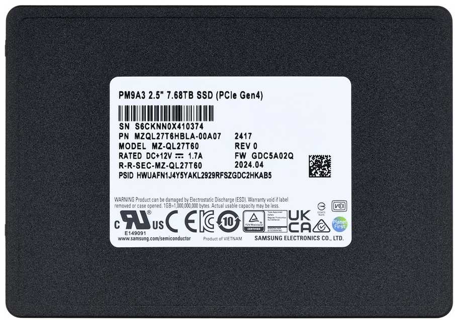 SSD – „Samsung PM9A3 7,68 TB U.2 NVMe PCIe 4.0 MLC“