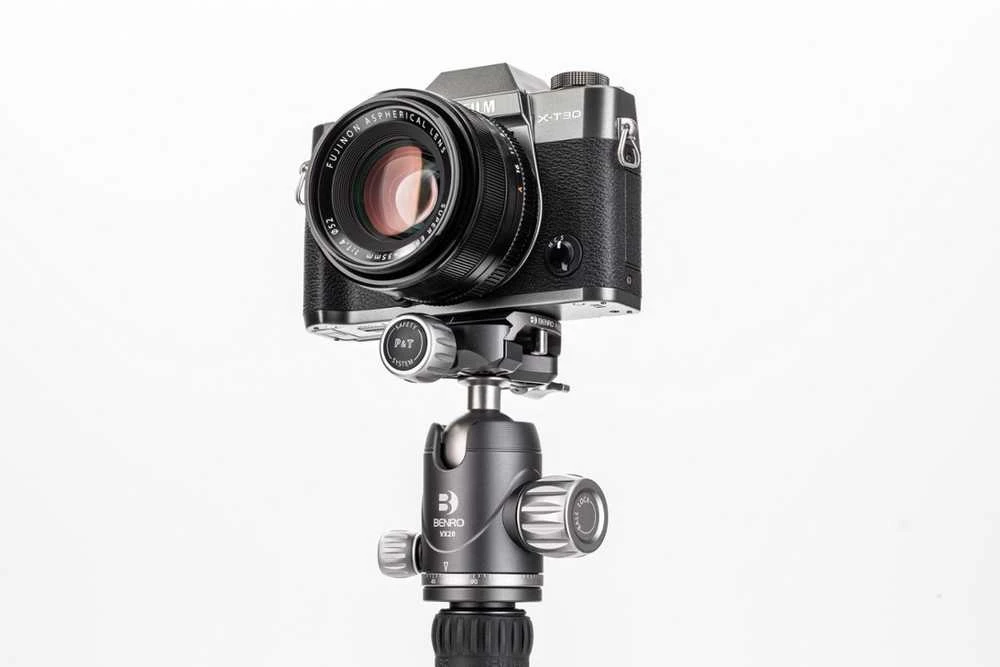 Benro Bat 05A su VX20 rutuline galvute, aliuminio